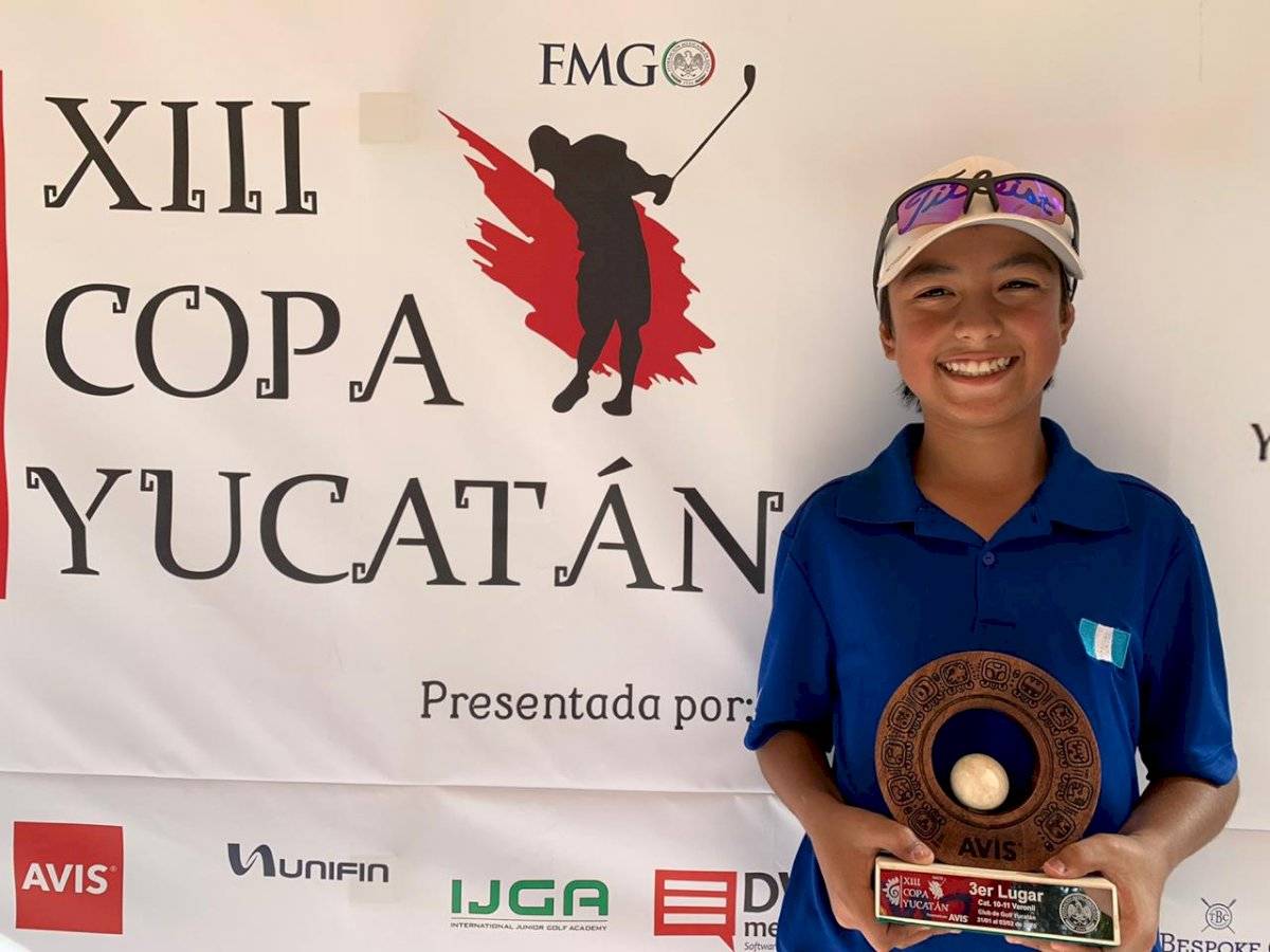 Golfista guatemalteco Matías Calderón sube al podio en México