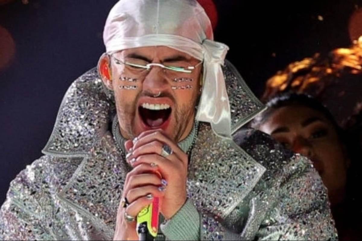 Bad Bunny Rayas En La Cabeza