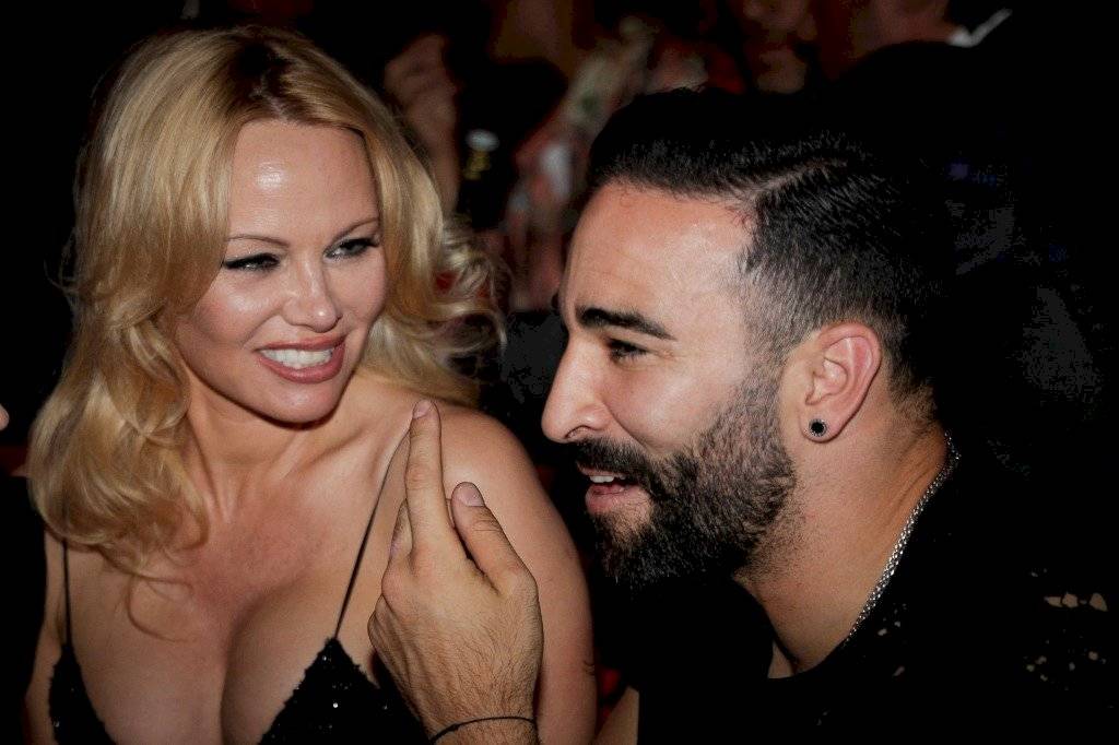 Pamela Anderson y Adil Rami
