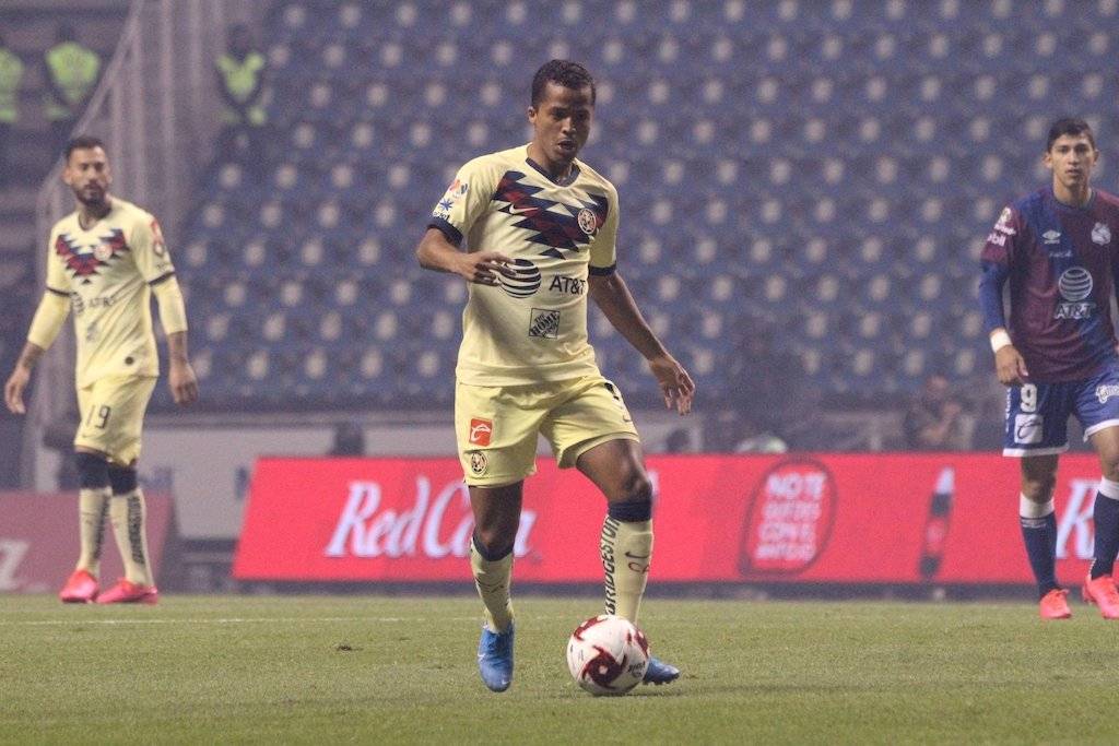 América