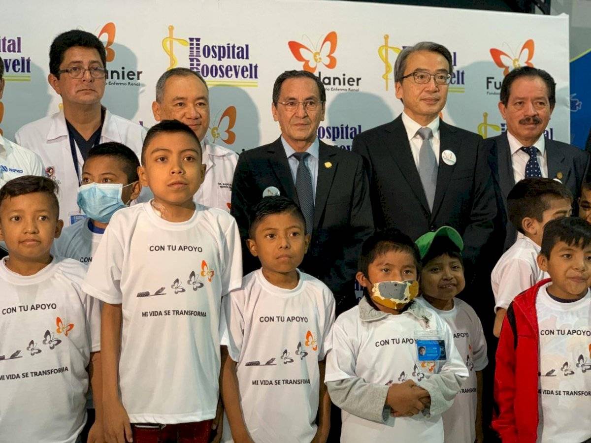 Unidad de Hemodiálisis Pediátrica en el Hospital Roosevelt