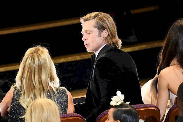 ¿Quién es la mujer que acompañó a Brad Pitt?