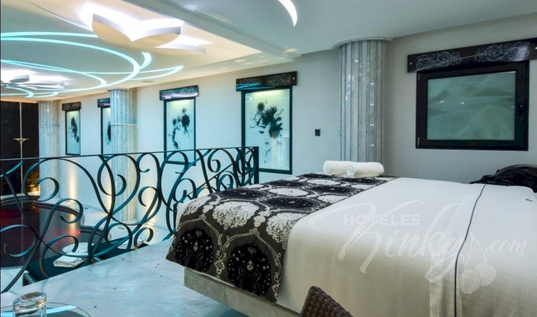 Love Hotels