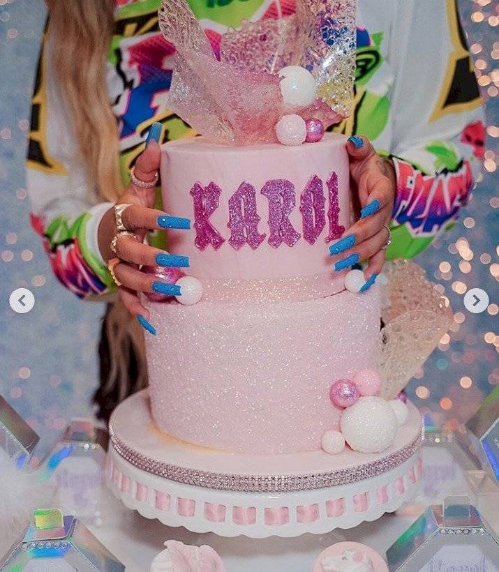 Pastel de Karol G