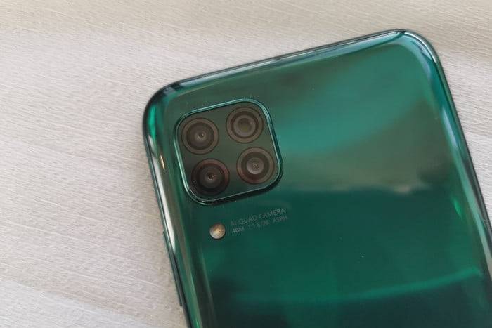 Huawei deja ver en unas primeras impresiones al nuevo P40 Lite