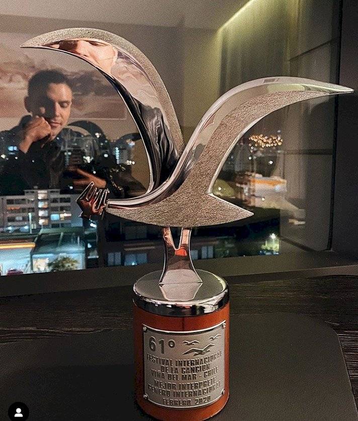 Gaviota de Plata de Johann Vera