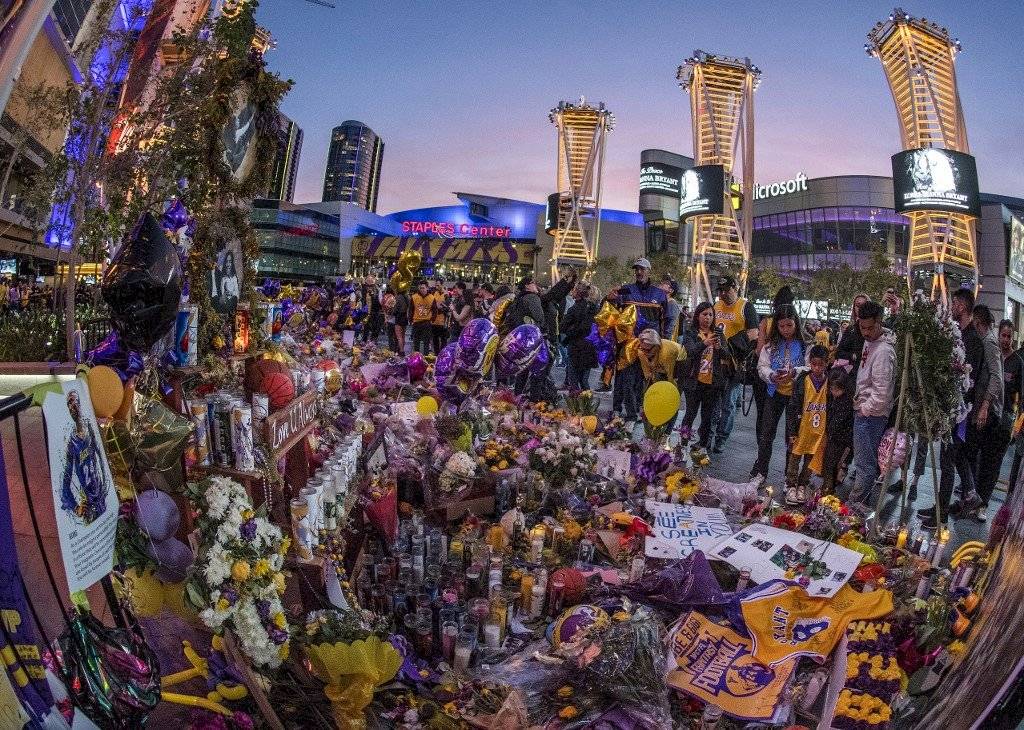 Filtran imágenes de los cuerpos de Kobe Bryant y su hija