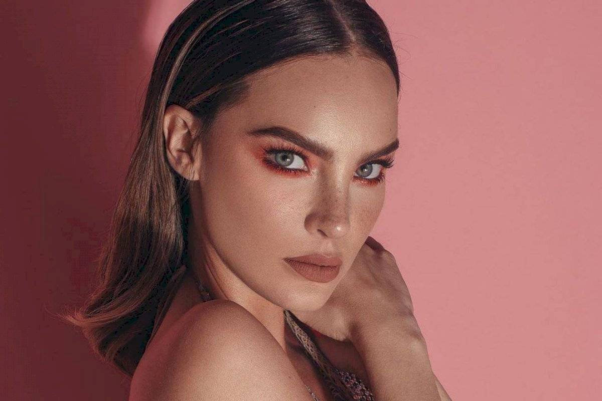 belinda exhibe sus atributos en un vestido transparente publimetro m xico belinda exhibe sus atributos en un vestido transparente publimetro m xico