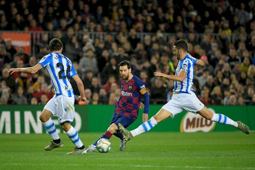 Sindicato de futbolistas pide suspensión de la Liga española