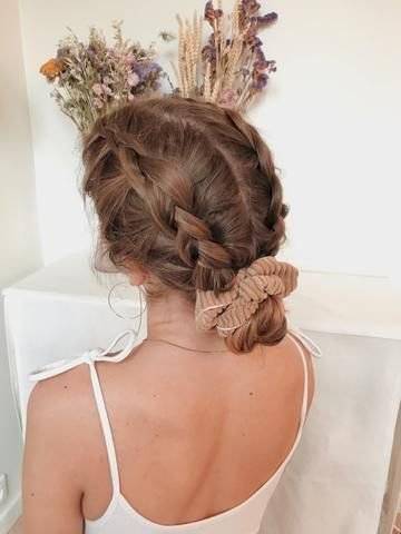 Peinados con trenzas para cabello mediano