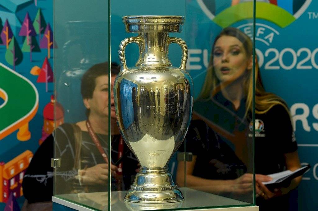 Reunión de crisis de la UEFA sobre la Eurocopa por el coronavirus