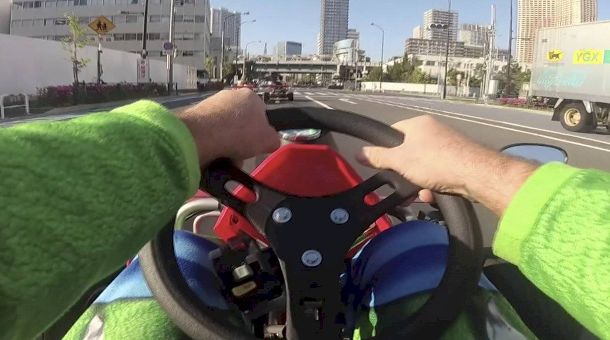 Turistas se disfrazan de personajes de Super Mario y recorren Tokio en karts