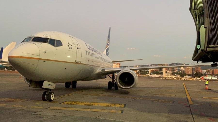Avión que trajo a guatemaltecos varados en Costa Rica