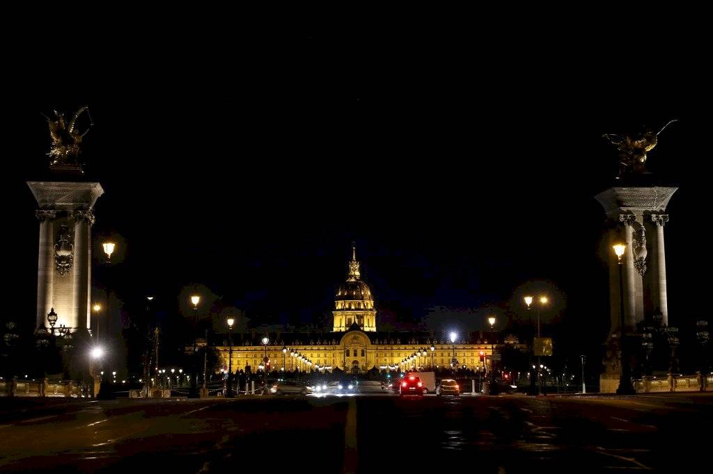 París, confinada por el coronavirus