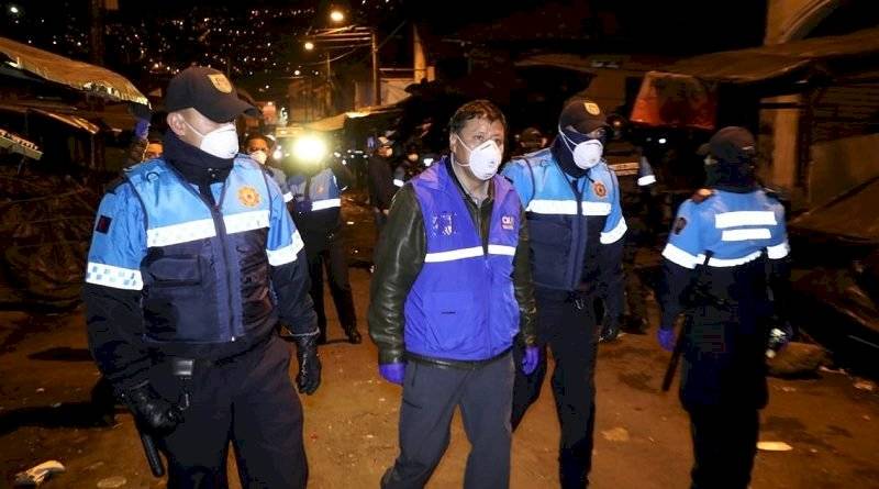 Tras operativo, autoridades recuperan el espacio del mercado de San Roque