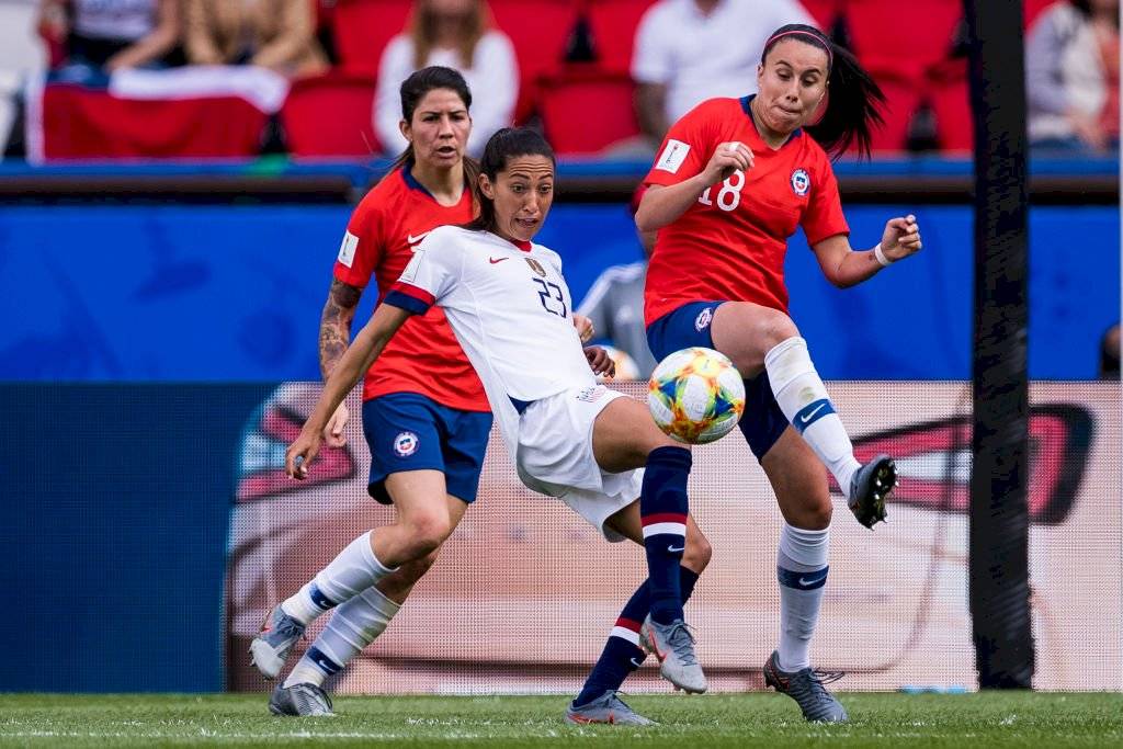 Guerrero y Sáez, dupla habitual en el centro de la defensa de la Roja femenina / Foto: Getty Images