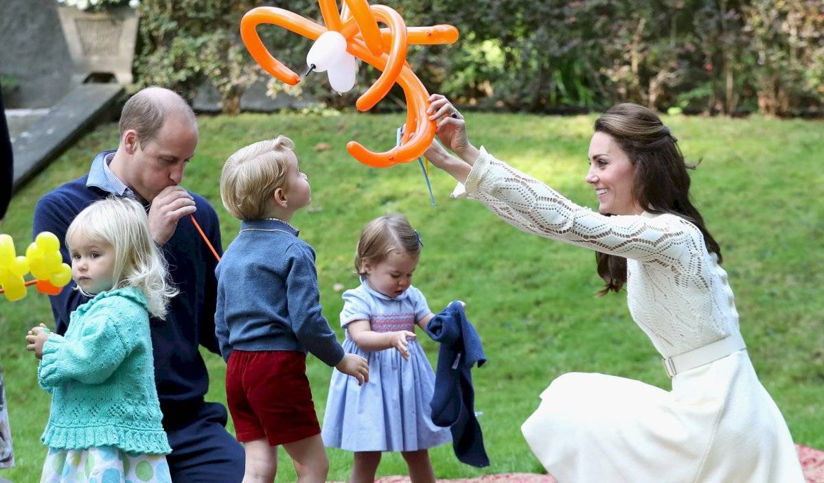 Kate y William tienen tres pequeños hijos