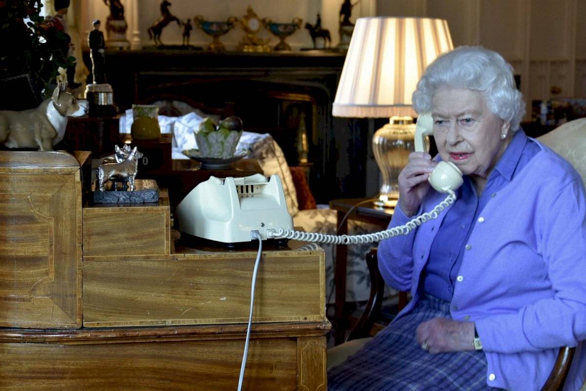 Las reina Isabel II pasa la cuarentena en un castillo a una hora de Londres