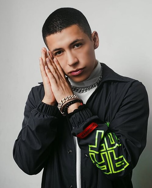 Diego Villacís tiene activa su pasión por música