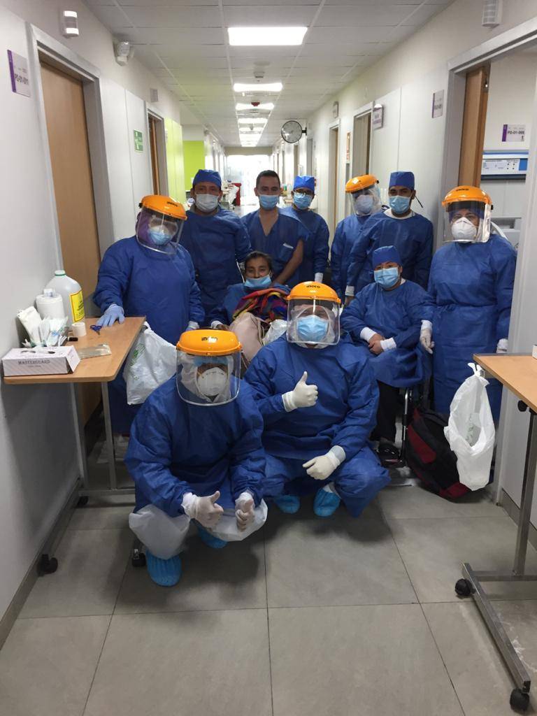 El IESS DA ALTA HOSPITALARIA A 103 PACIENTES CON COVID-19