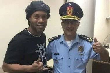 Ronaldinho convivió con narcotraficantes y secuestradores en la cárcel
