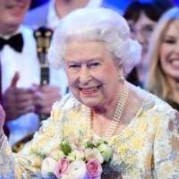La inédita foto de la reina Isabel cuando era bebé, a propósito de celebrar sus 94 años