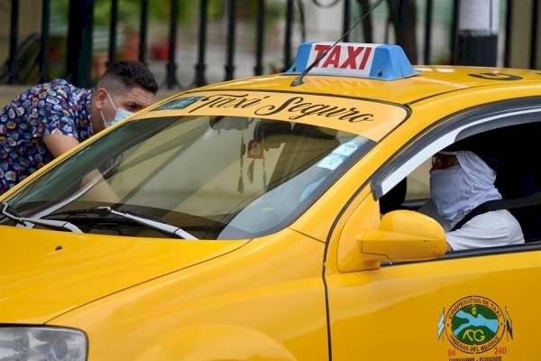 Más de 100 taxistas muertos en Guayaquil