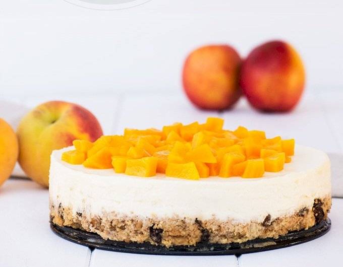 La tarta de melocotón es uno de los mejores postres fríos que existen