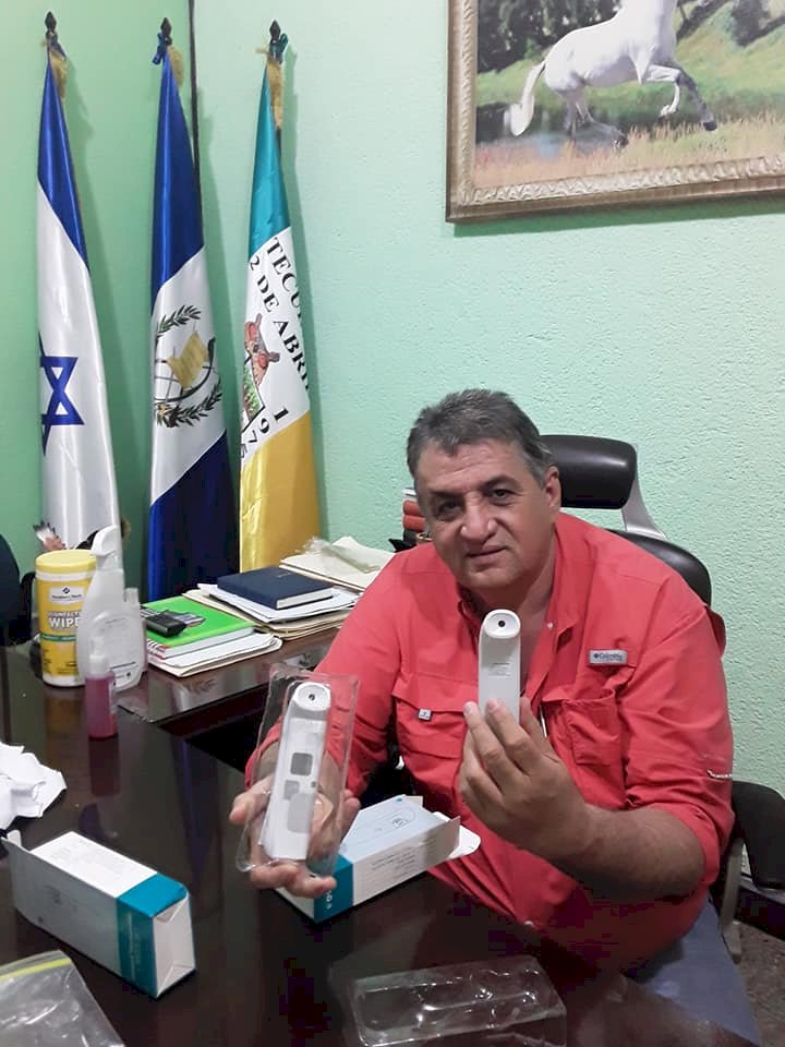 alcalde de Teculután, César Paz
