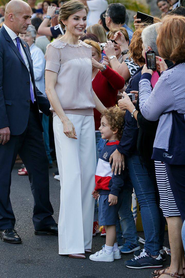 En busca de la perfección, Letizia no solo ha transformado su rostro: Su pueblo reclama que perdió la naturalidad letizia
