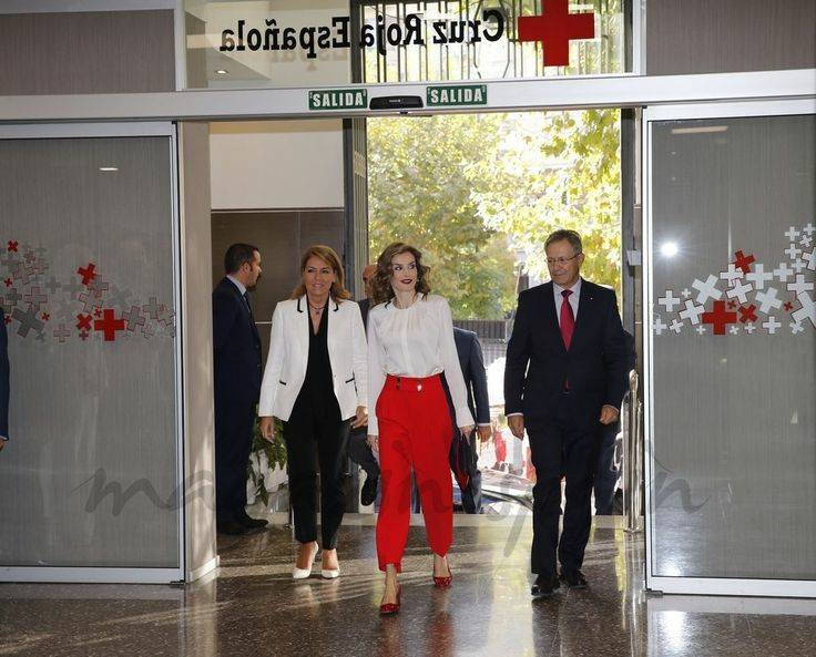 En busca de la perfección, Letizia no solo ha transformado su rostro: Su pueblo reclama que perdió la naturalidad letizia