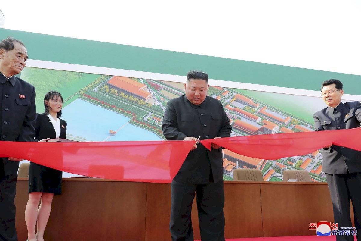 3kimjongnoticias-f44082d6e0e0a80a783beb4297b2e1f7.jpg