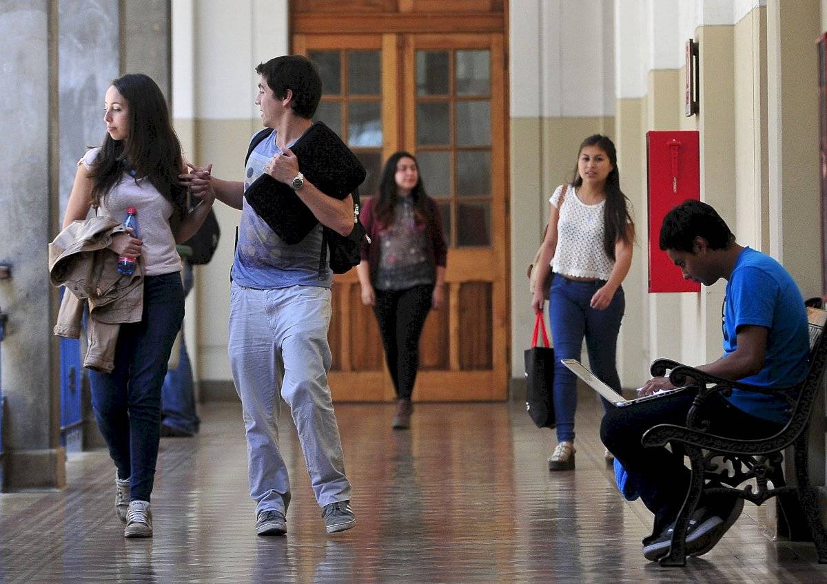rebajar la cuota del CAE