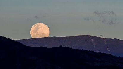  Super Luna de Flores 2020 