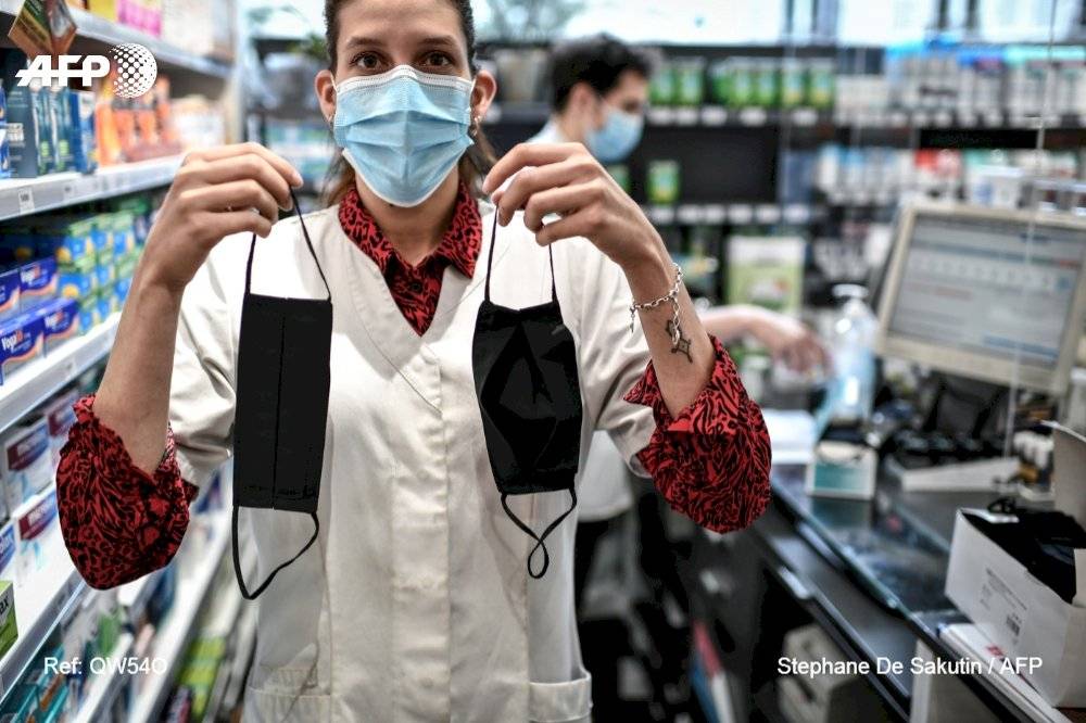 El uso prolongado de la mascarilla no provoca falta de oxígeno