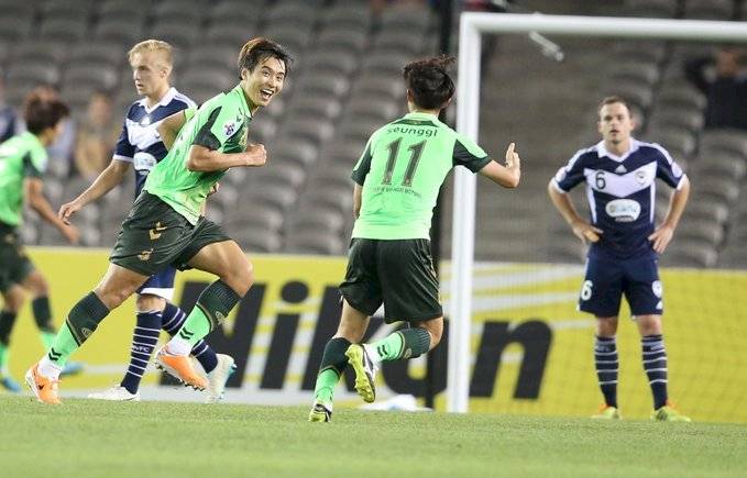 Futbol coreano regresa con un gol de taco que reventó las redes sociales