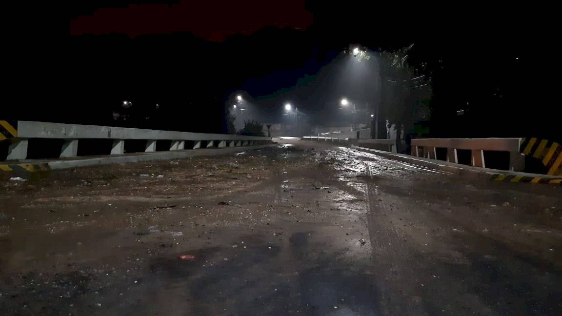 daños por lluvias en puente anexo de Villa Lobos