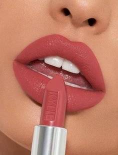 cómo pintarse los labios correctamente