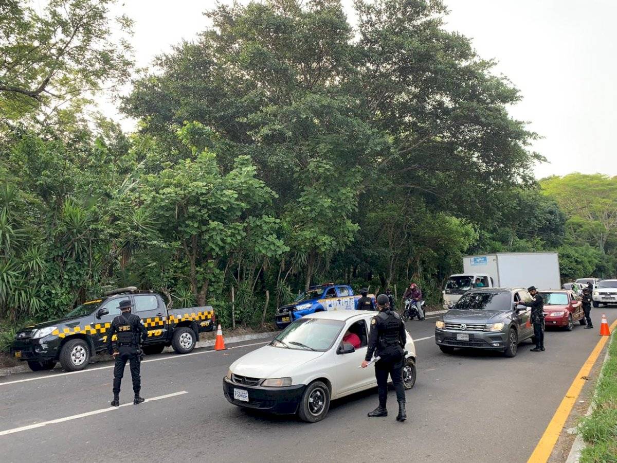 operativo en carretera a El Salvador por prohibición de circulación interdepartamental