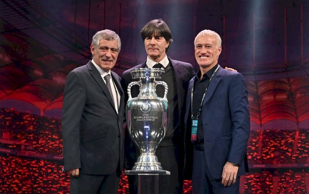 Joachim Löw no podrá entrar a ver Bundesliga a los estadios