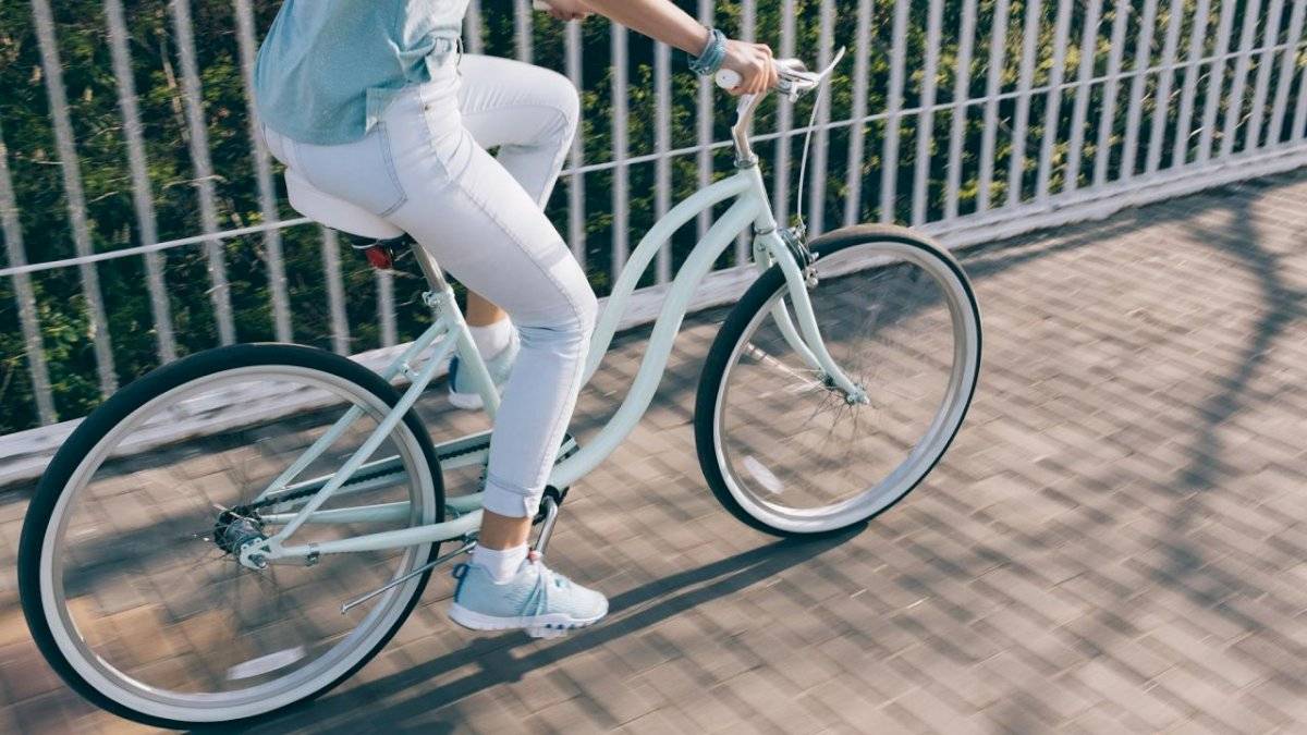 Manejar bicicleta te ayuda a bajar de peso rápido