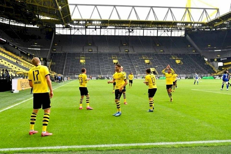 Celebración de Borussia Dortmund contra Schalke 04