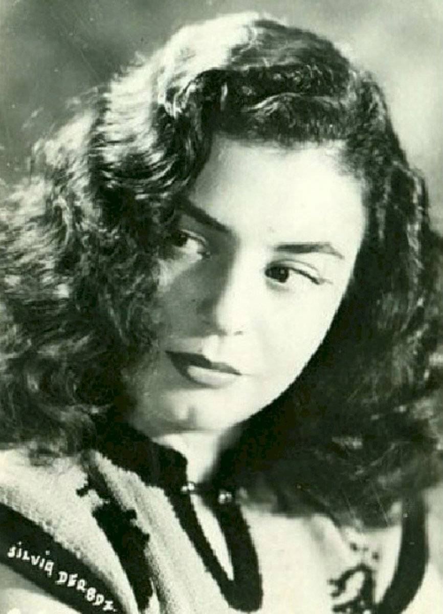 Silvia Derbez