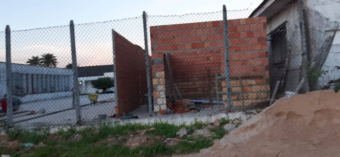 Muros hospital de Leticia