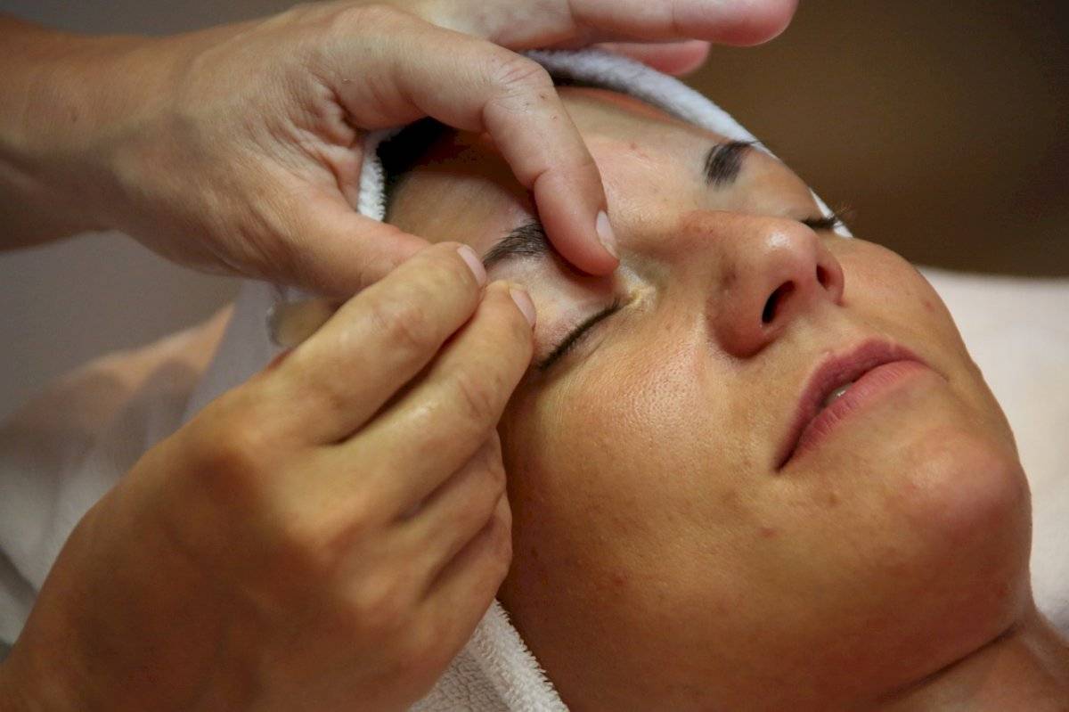 Depilación de cejas