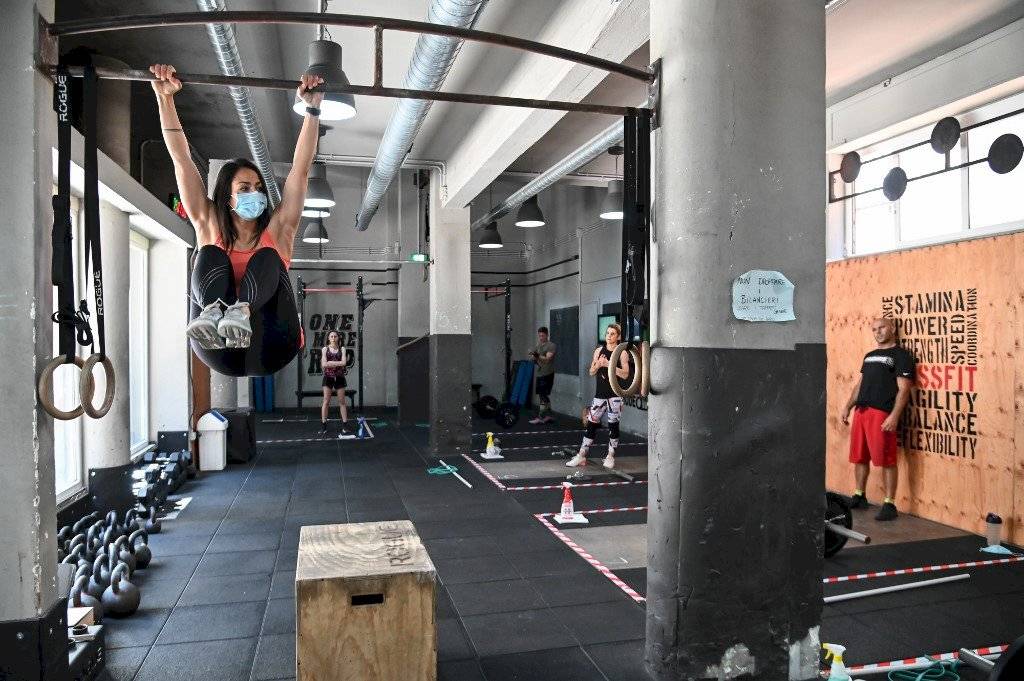 Italia reabre gimnasios en nueva fase de desconfinamiento