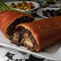 ¡Salvaje! Cuerito de lechón relleno a otro nivel