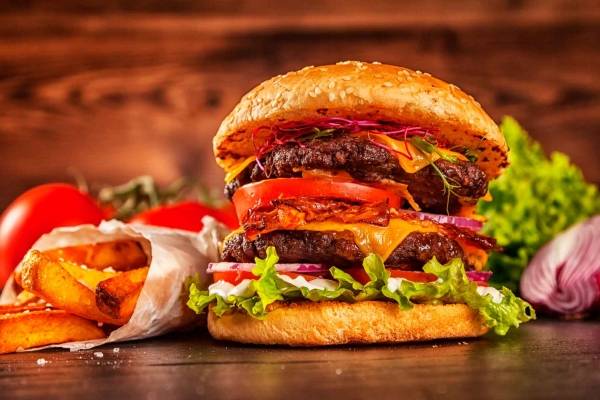 Más allá de un Whopper: Burger King saca aplausos por ceder sus espacios a restaurantes locales