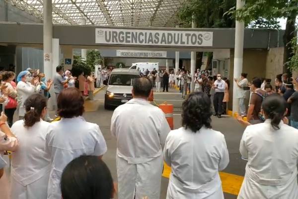 Dan último adiós a