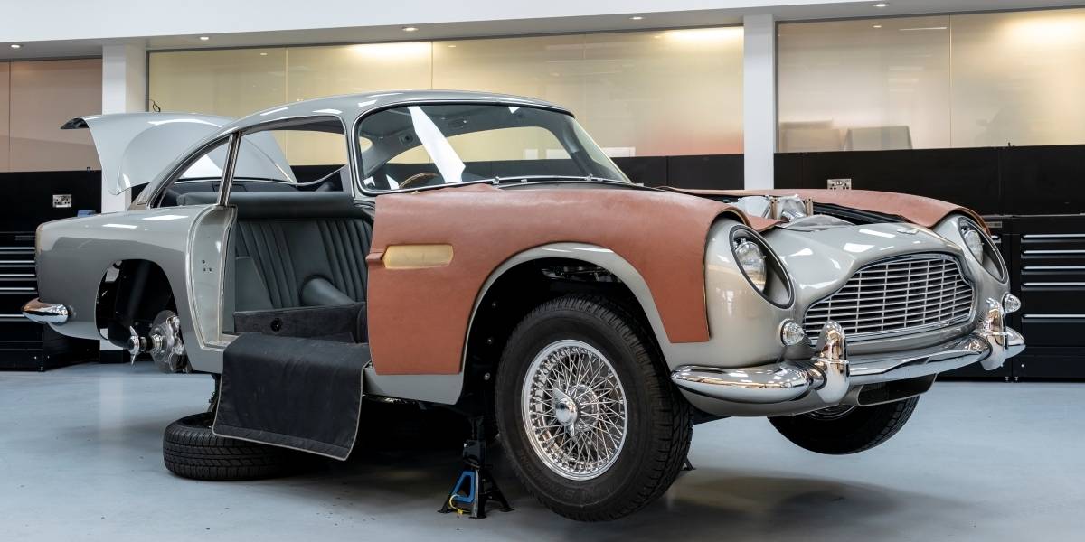 ¡El DB5 está de vuelta! Aston Martin volvió a las actividades para fabricar el auto del agente 007